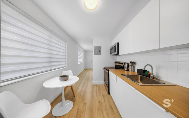 Stylish 1-BD Apt - Gym and Free Parking