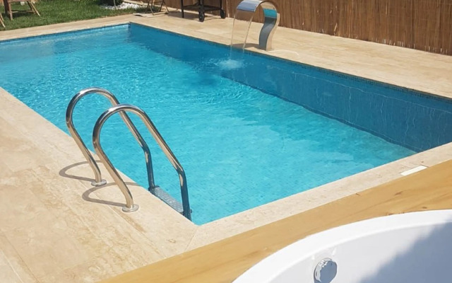 Naturel Stone Villalari