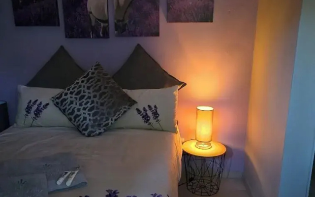 Flower Lane Guesthouse