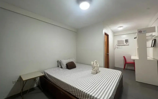 Happy Grey Hotel Vigan