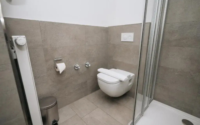 Coffee Fellows Hotel & Longstay