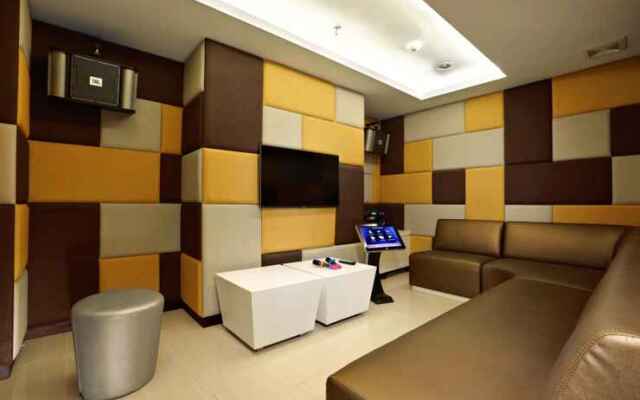 Aston Sentul Lake Resort & Conference Center