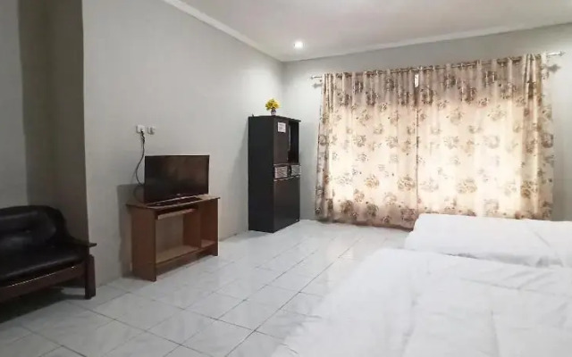 OYO 3761 Djayatama Guest House