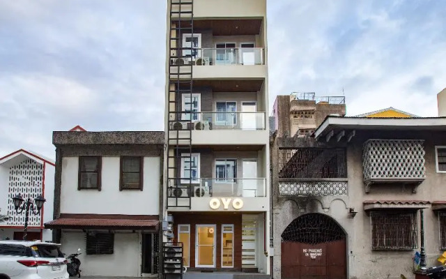 The Quarters by OYO Rooms