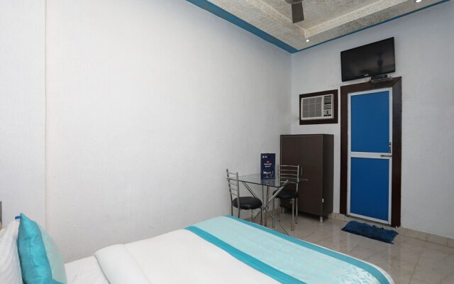 OYO 10667 Prakash Guest House