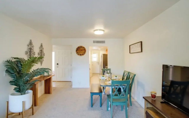 Phoenix Home: Golf, Hike, & Explore Downtown!