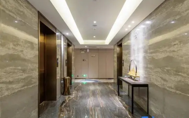 Victoria Harbour Joy Hotel