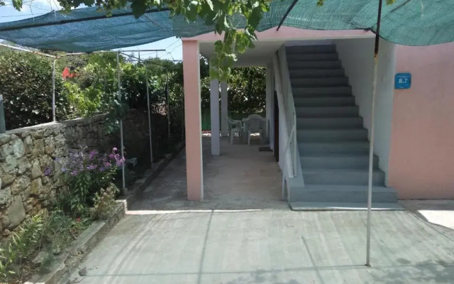 Guesthouse Eljuga Family