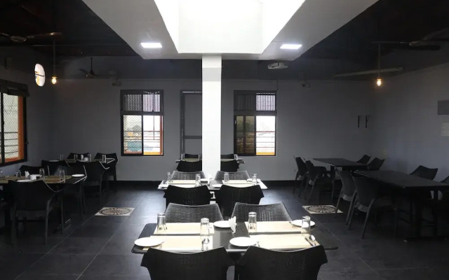 Le Ideal Suites