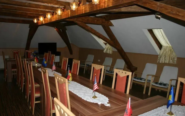 Hotel-Pension "Alte Schule"