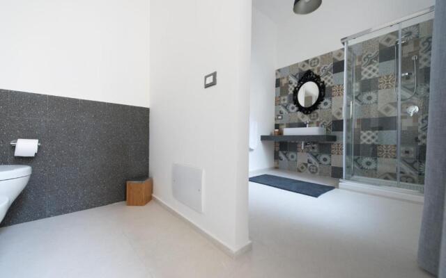 Laurus apartments