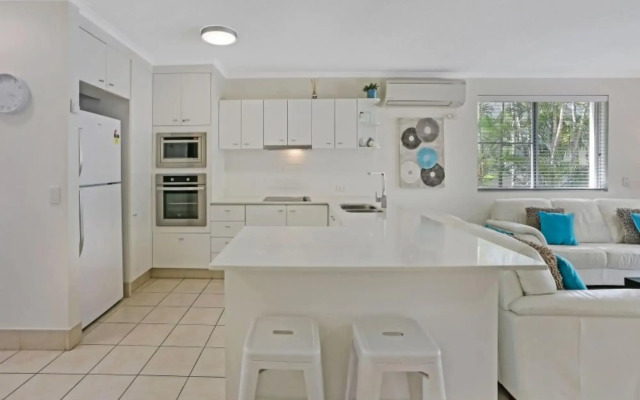 Noosa Tropicana