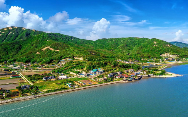 Ganghwa Rodemhouse Pension