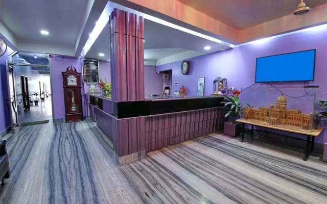 Hotel Ellora
