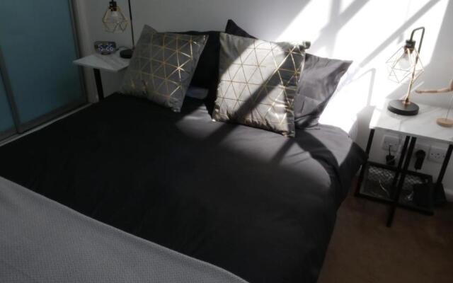 Premium Apartment, Amazing Central Location