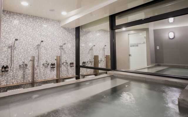 Single Inn Kaohsiung Station Hostel