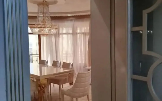 Baku Lake view 3 bedrooms apartment