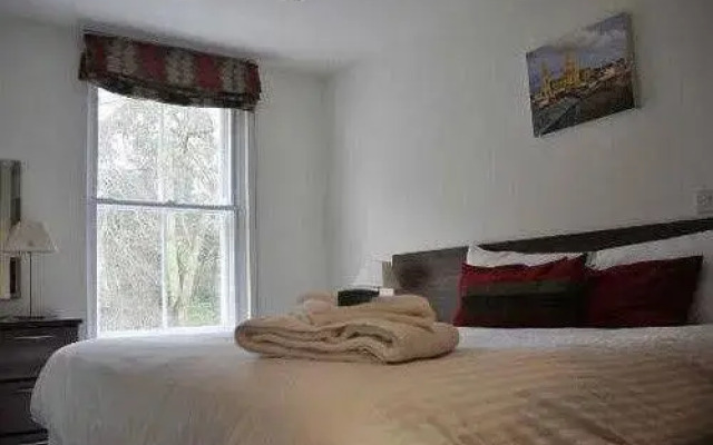 The Barley Sheaf Inn