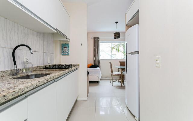 Apto aconchegante a 2min do mar MDI001