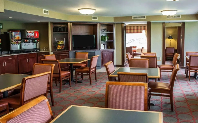 The Virginian Suites, an Ascend Collection hotel