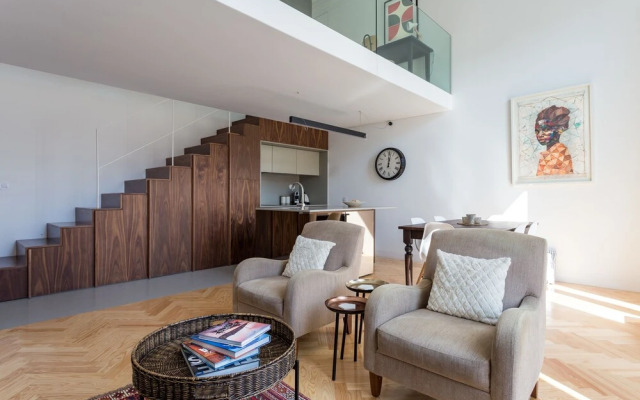 Bright & Spacious Sanctuary in the Center of Porto