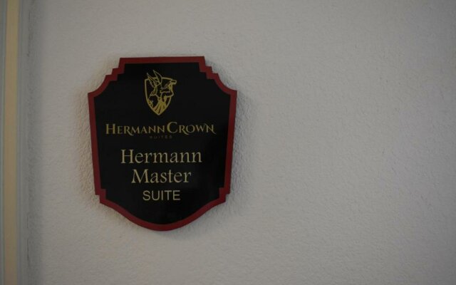 Hermann Crown Suites