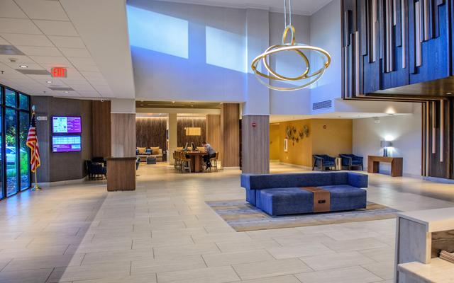 Crowne Plaza Dulles Airport, an IHG Hotel