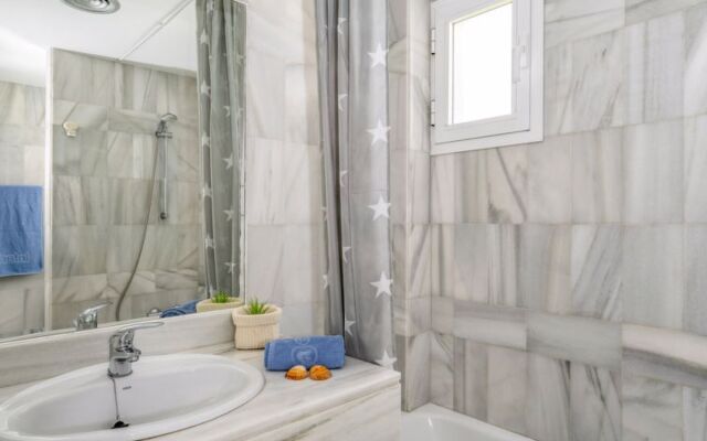 Top renovated penthouse in Los Naranjos