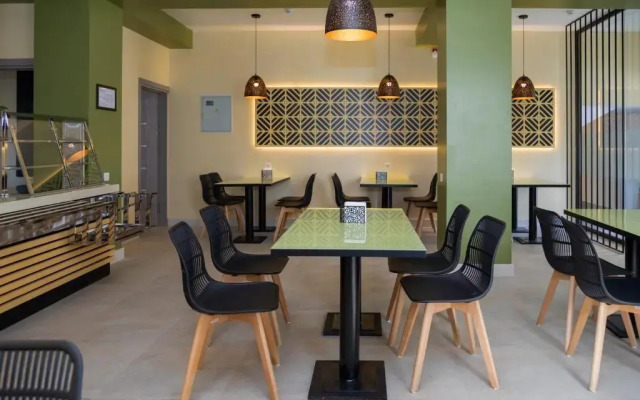 Hotel IRIS