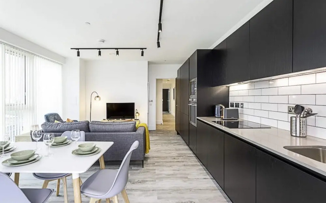 Icon Tower Flat One - North Acton