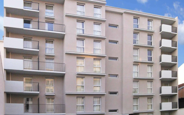 Séjours & Affaires Paris Malakoff
