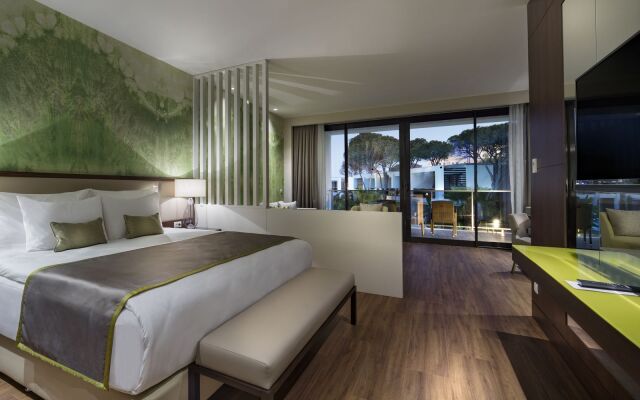 Trendy Lara Hotel