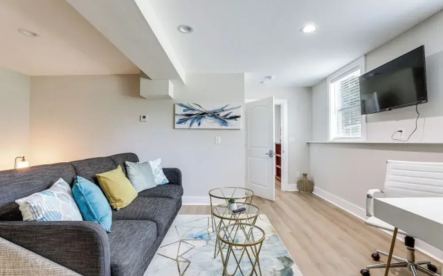Contemporary Couple's Retreat in Atlanta!