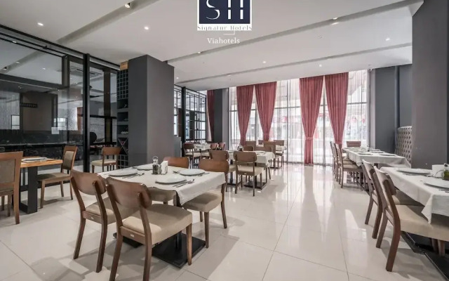 Signature BM Hotel Durres & Beach