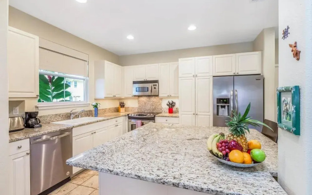 Leilani 3 Bedroom Condo
