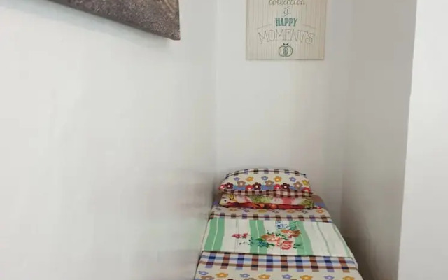 GardenPod Hostel + Café