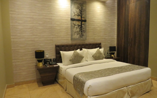 Sterling Palm Bliss - Rishikesh