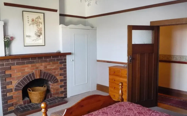 Launceston Apartments & Cottages