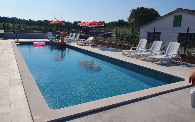 Family Apartment House Lucija With Pool