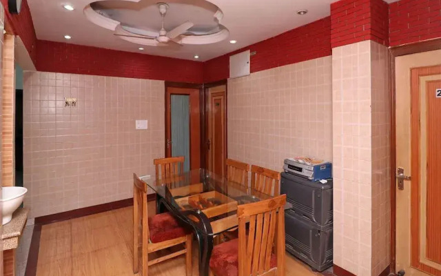 OYO 13495 Balaji Residency