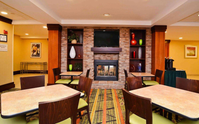 Fairfield Inn Suites by Marriott Cherokee