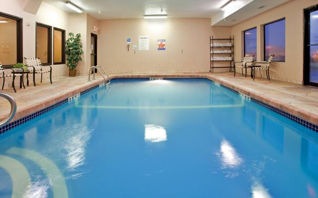 Holiday Inn Express Kansas City-Liberty by IHG