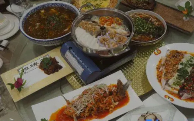 Changshou Manhu Yashe Hotel