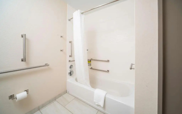 Candlewood Suites Charleston Mt Pleasant by IHG
