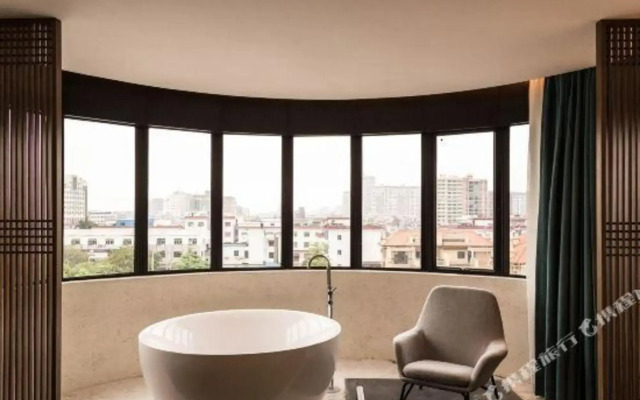 Pushe Garden Art Hotel