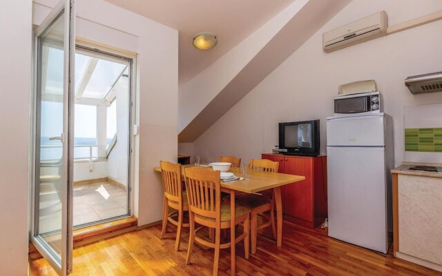 Amazing Home in Dramalj With Wifi and 3 Bedrooms