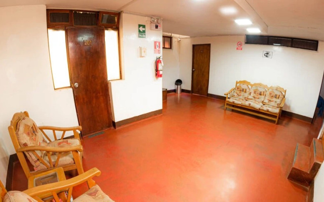 Los Esteros Hostal