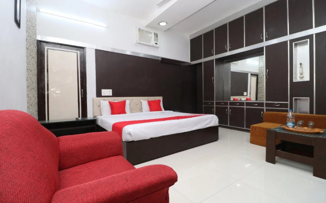 OYO Flagship 70228 Hotel Green Tower