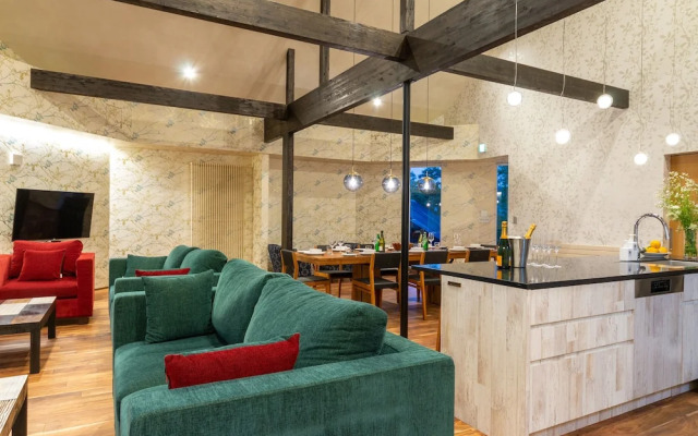 Kitsune House by H2 Life