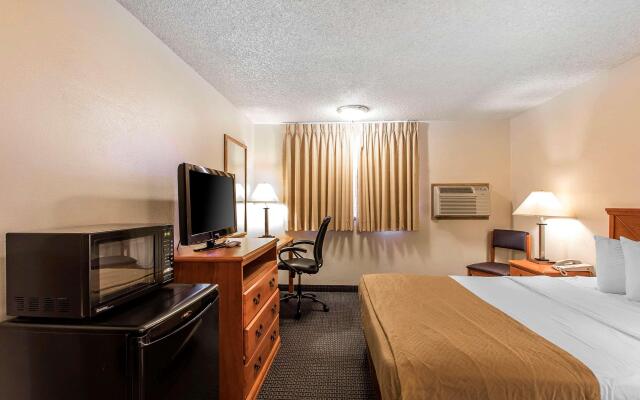 Brentwood Inn Clinton